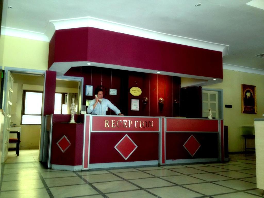 Hotel Santur Kusadası Exteriör bild