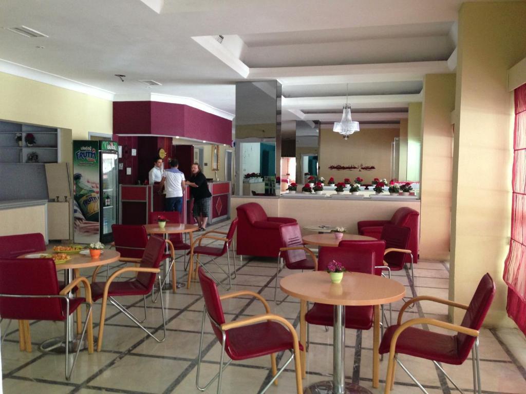 Hotel Santur Kusadası Exteriör bild