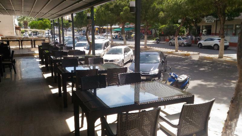 Hotel Santur Kusadası Exteriör bild