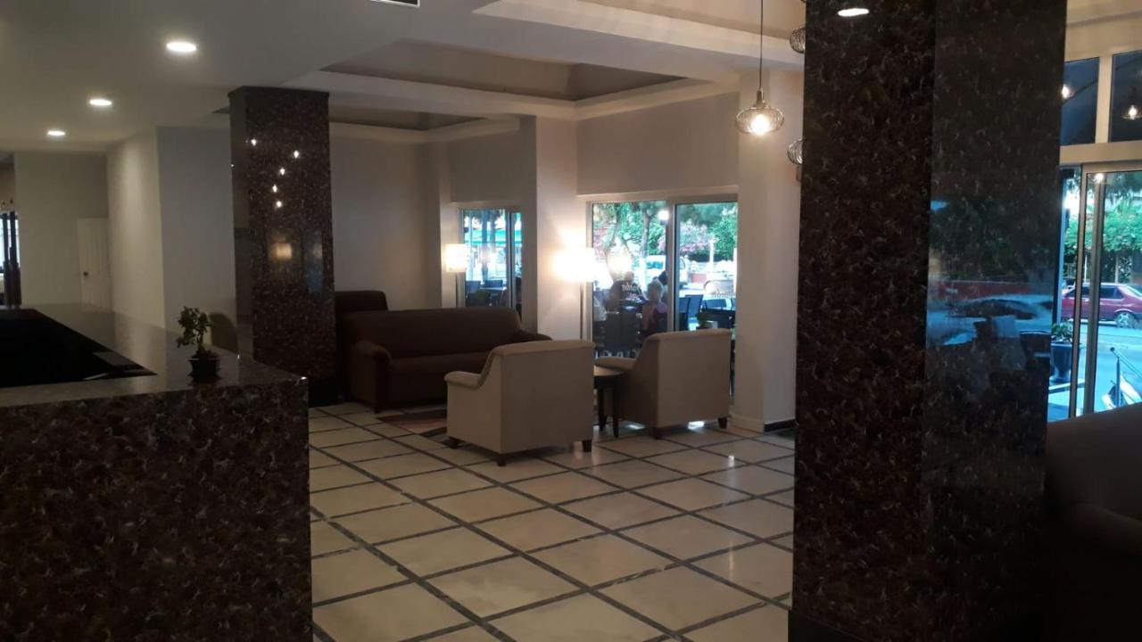 Hotel Santur Kusadası Exteriör bild