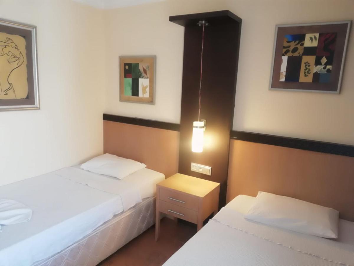 Hotel Santur Kusadası Exteriör bild